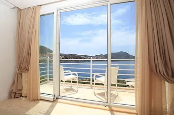 Likya Pavilion 4* Kalkan